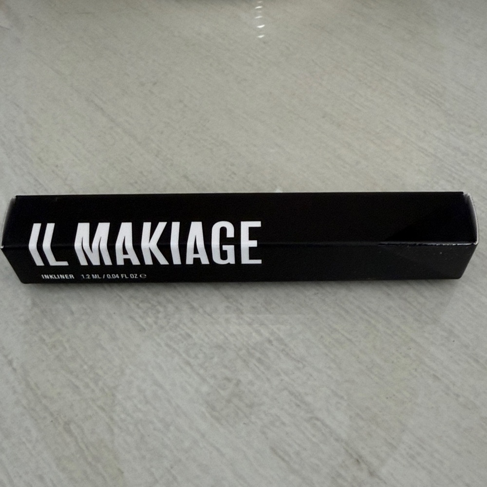 IL MAKIAGE Black Eyeliner Brand New